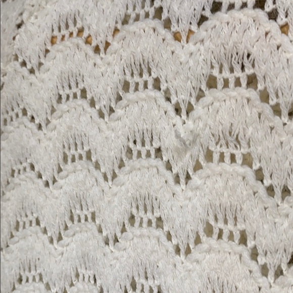 Vintage white poncho with fringe & arm holes - Picture 6 of 6